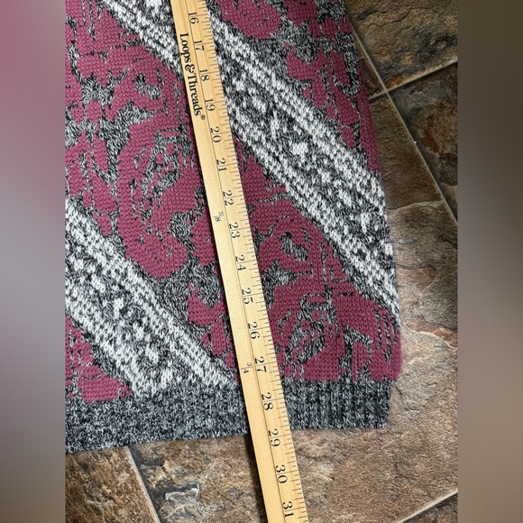 Vintage Grace Oversized Knit Sweater Made in Canada - Picture 8 of 10